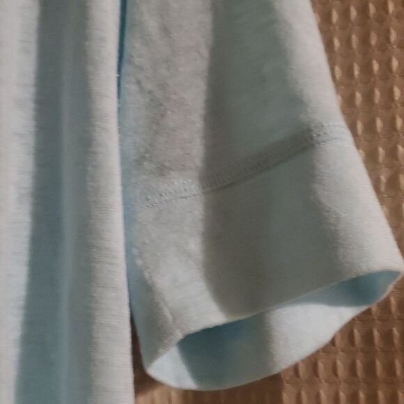 ATHLETA WOMAN 3/4 Sleeve TEE M blue - Picture 4 of 6